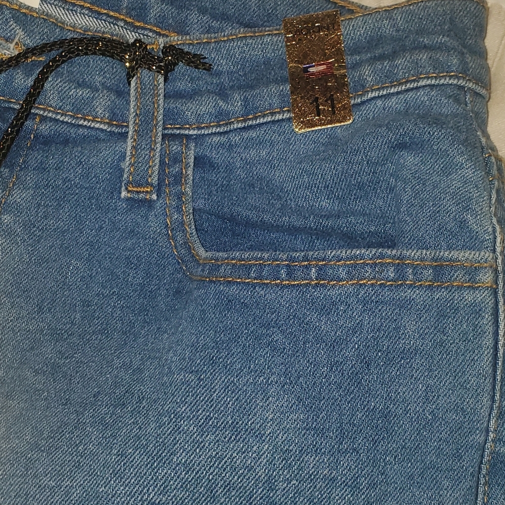 Vibrant boyfriend  Jeans - Picture 7 of 9